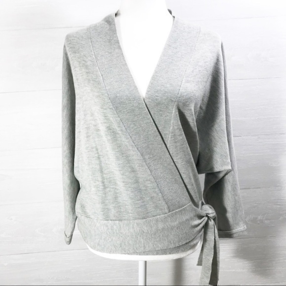 Fate women’s sweater Size S